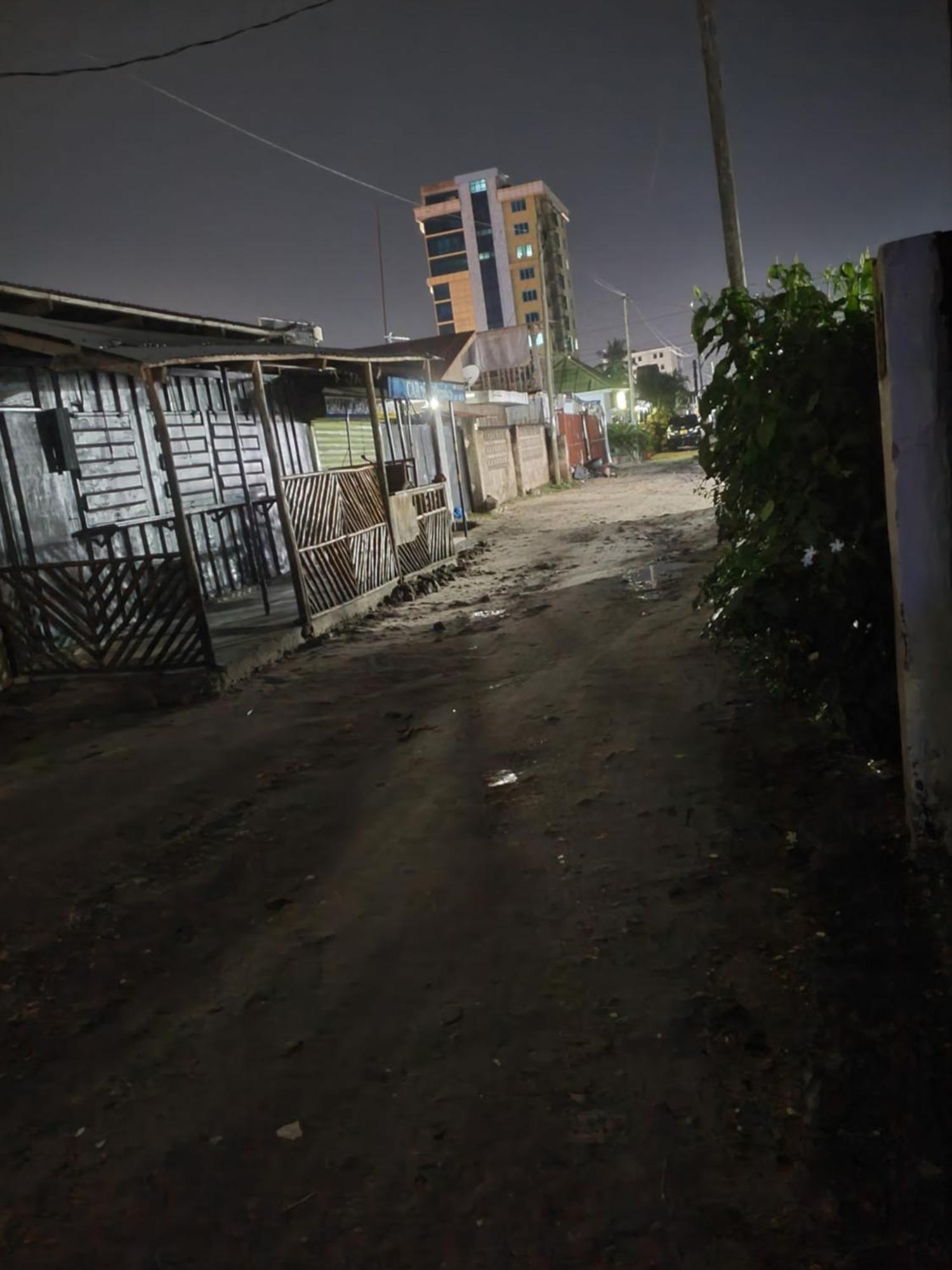 The Nest Haven Hostel Dar es Salaam Luaran gambar